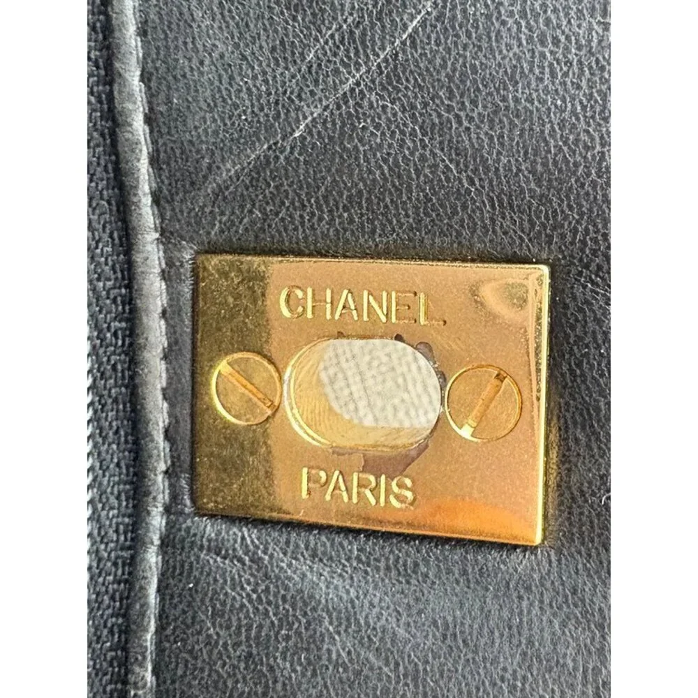 CHANEL 100% authentic